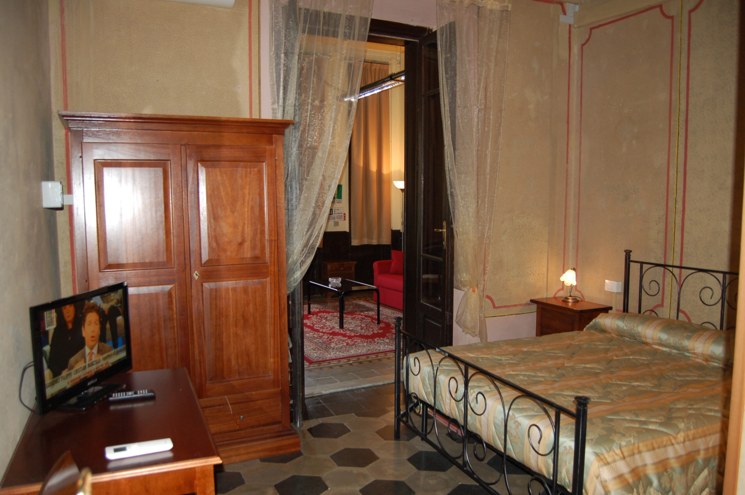 camera 6